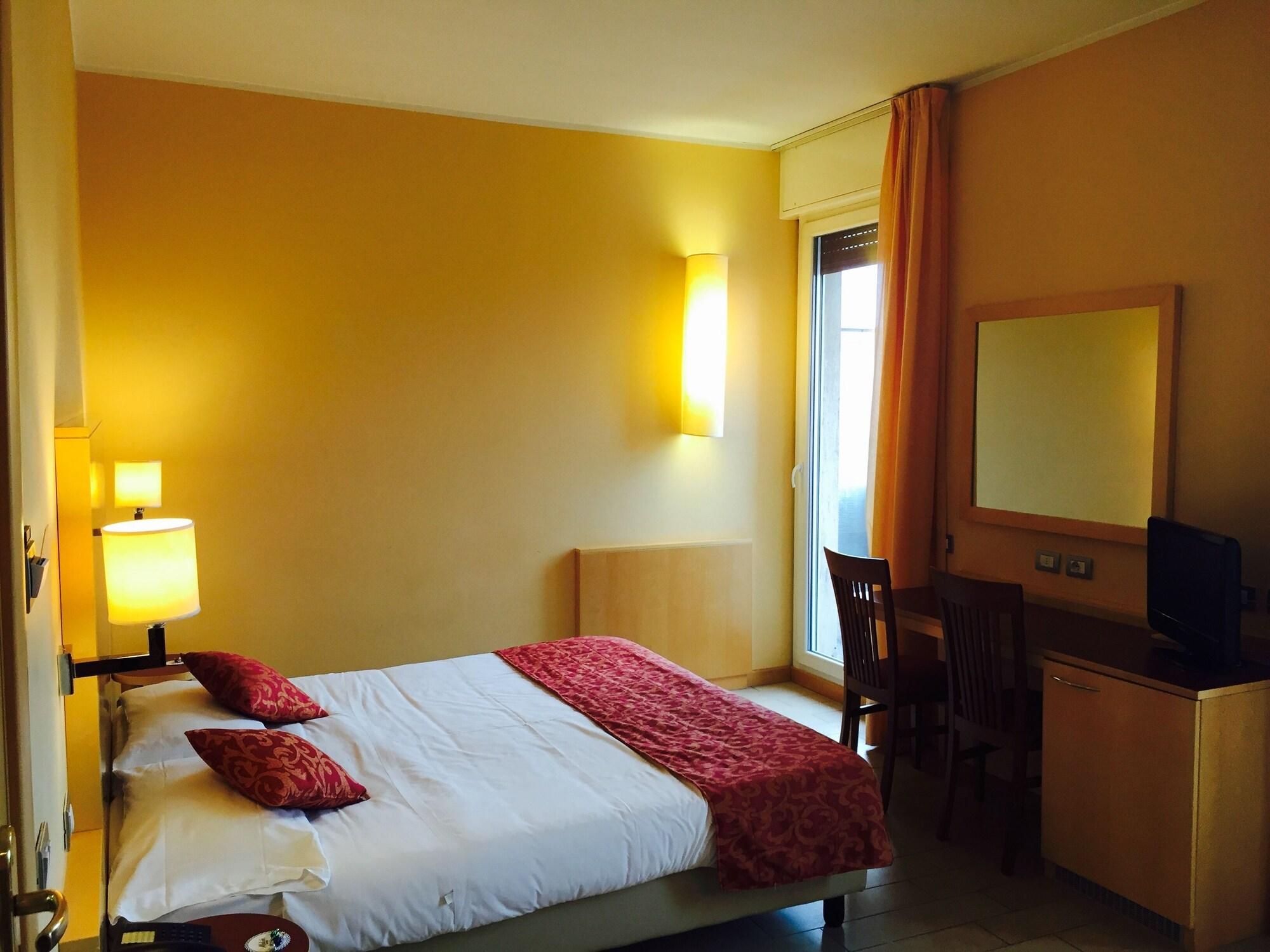 Scarlatti Hotel Milano Exterior photo